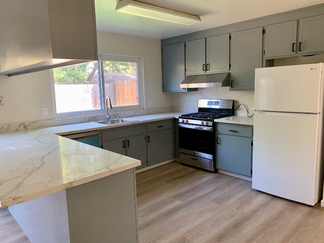 property at 3009 Lillard Dr