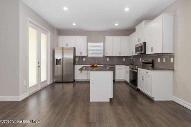 780 Geddes St SW in Palm Bay, FL - Building Photo - Building Photo
