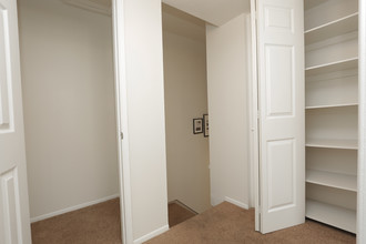 Midtown on Seneca in Tucson, AZ - Building Photo - Interior Photo