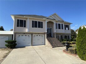 109 Canyon Ct in Sanford, NC - Building Photo