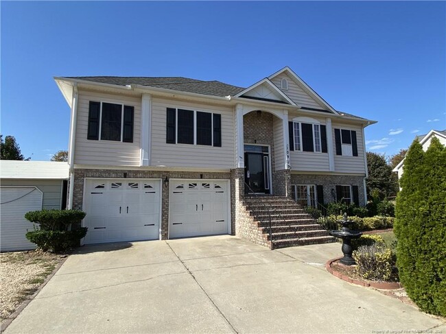 property at 109 Canyon Ct