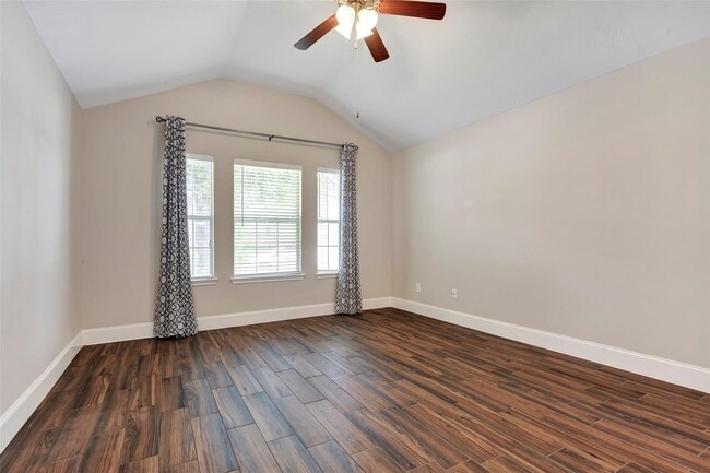 property at 10439 Hamlet Vale Ct