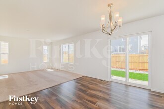 10681 Luneth Dr in Colorado Springs, CO - Foto de edificio - Building Photo