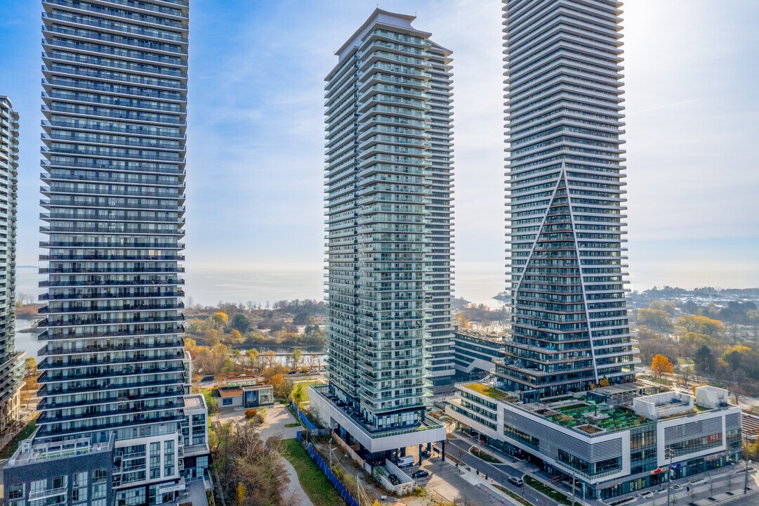 Water's Edge in Toronto, ON - Building Photo