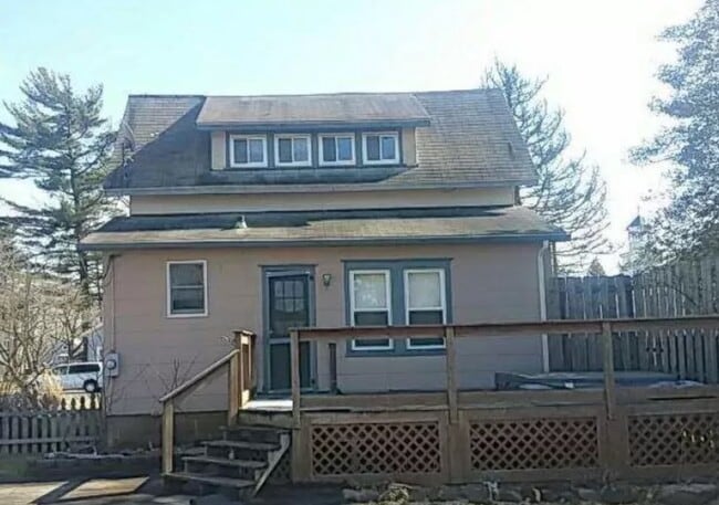 245 London Ave in Egg Harbor City, NJ - Building Photo - Building Photo
