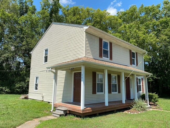 property at 1904 Dudley Ct