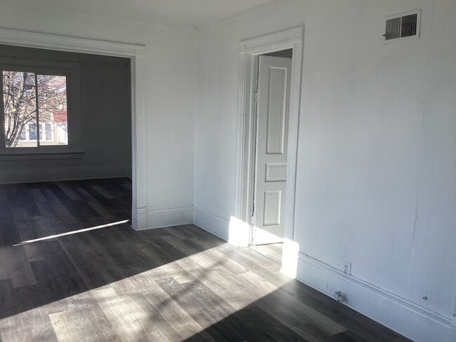 3218 N 1st St in Milwaukee, WI - Building Photo - Building Photo