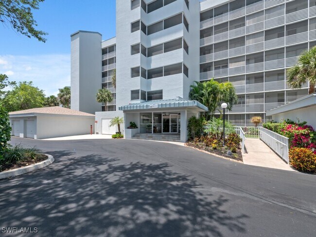 property at 285 Naples Cove Dr
