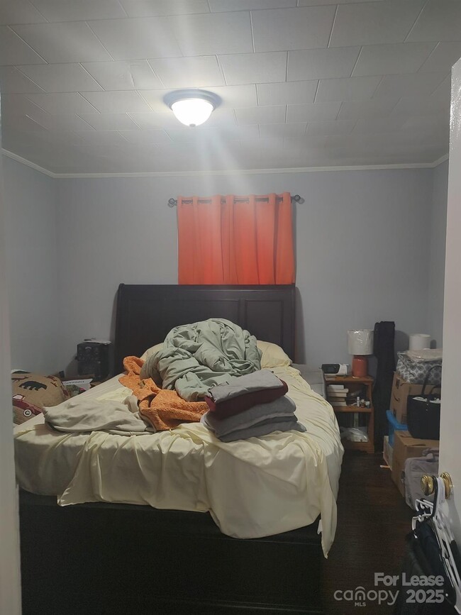 property at 80 Wade St