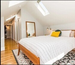 31 Irvington Rd in Somerville, MA - Building Photo - Building Photo
