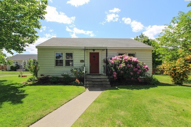property at 313 Cullum Ave