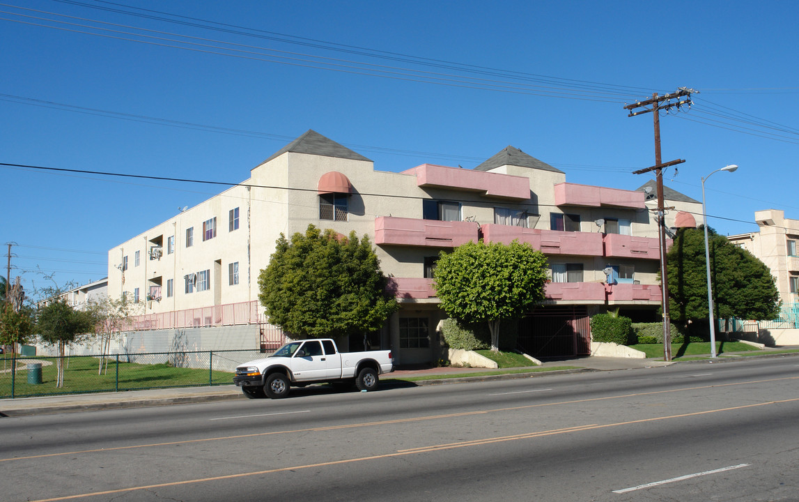 Van Nuys Apartments in Panorama City, CA - Building Photo