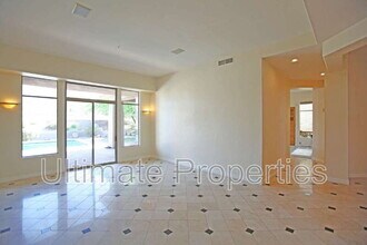 11050 E Verbena Ln in Scottsdale, AZ - Building Photo - Building Photo