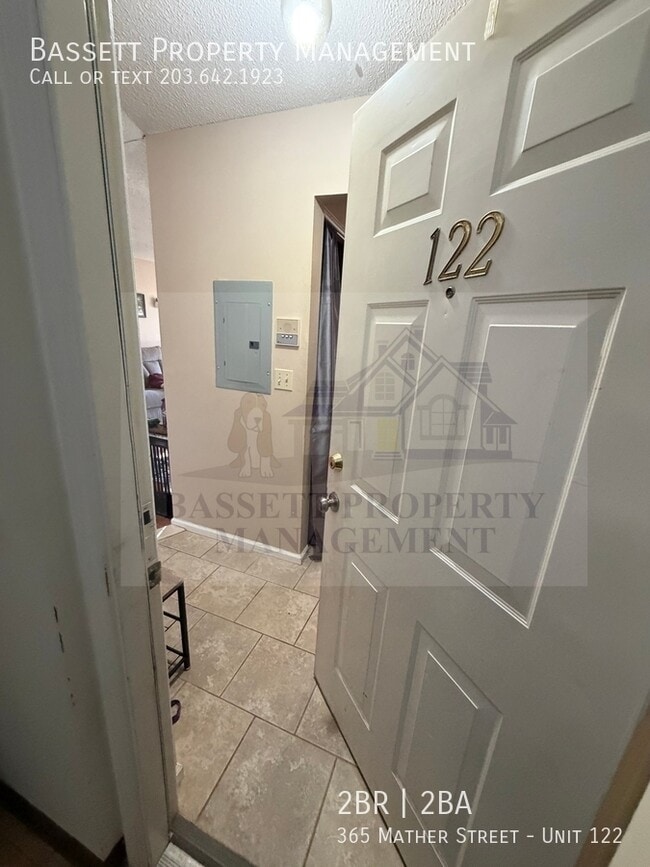 365 Mather St in Hamden, CT - Building Photo - Building Photo