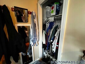 12 Shepherd Ave in Boston, MA - Foto de edificio - Building Photo