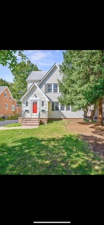 1540 Sherbrook Rd in South Euclid, OH - Building Photo