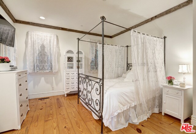 707 Palisades Beach Rd-Unit -South Side in Santa Monica, CA - Building Photo