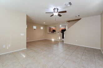 10992 E Gray Mare Trail in Tucson, AZ - Foto de edificio - Building Photo