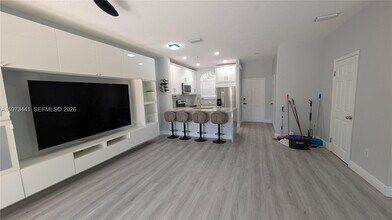 14114 SW 51st Ln in Miramar, FL - Building Photo - Building Photo