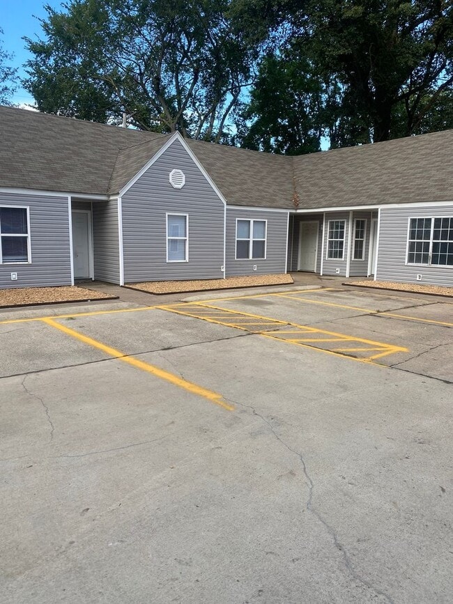 property at 523 Plaza Ave