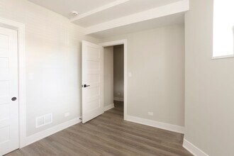 1648 N Rockwell St in Chicago, IL - Building Photo - Building Photo