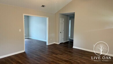87 Oak Rd in Ludowici, GA - Building Photo - Building Photo