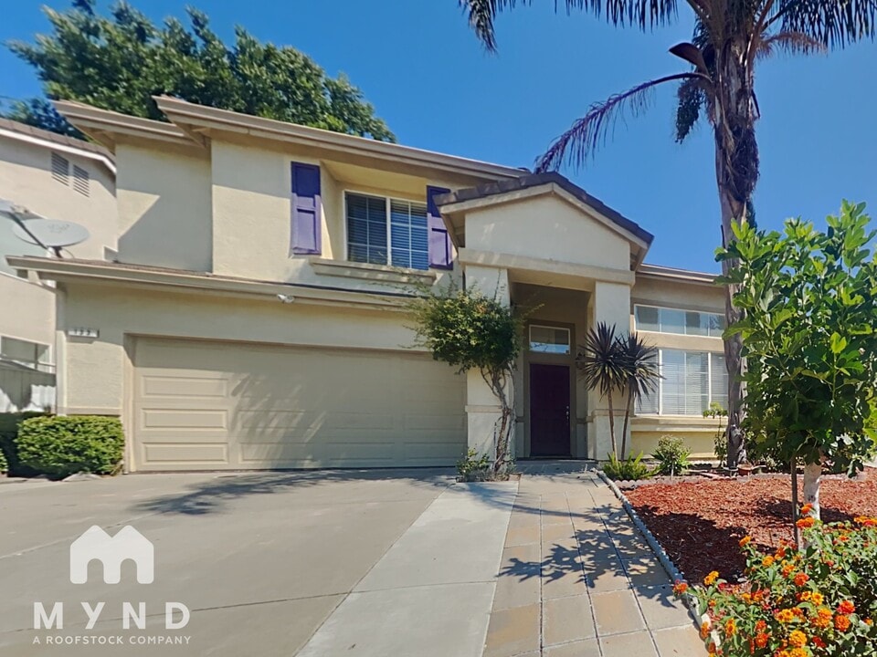 133 Orchard Park Pl in Hayward, CA - Building Photo