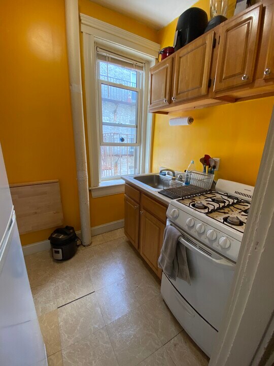 440 Park Dr, Unit 44 in Boston, MA - Foto de edificio