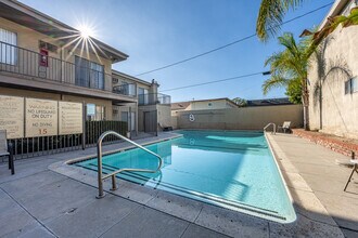 The Foothills at Eaton Canyon in Pasadena, CA - Building Photo - Building Photo