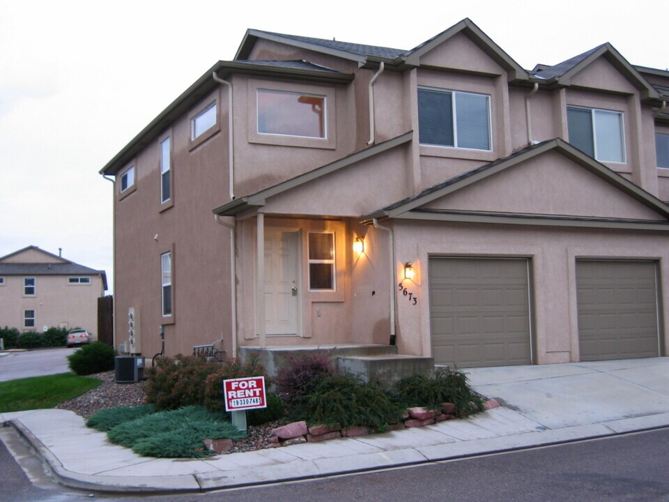 5673 Appalachian Vw in Colorado Springs, CO - Building Photo