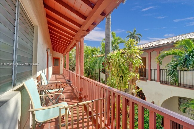 1560 Jefferson Ave in Miami Beach, FL - Building Photo - Building Photo