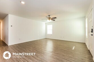 8835 Barrow Path in Converse, TX - Foto de edificio - Building Photo