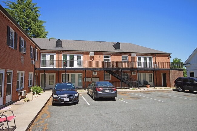 property at 2114 Ivy Rd