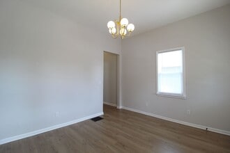 415 N Thompson St in Kansas City, KS - Building Photo - Building Photo