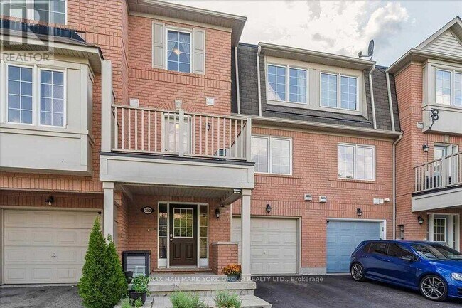 253 Prosser Cir in Milton, ON - Building Photo - Building Photo