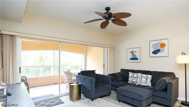 1044 Woodshire Ln in Naples, FL - Building Photo - Building Photo