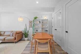 2612 University Pl NW in Washington, DC - Building Photo - Building Photo