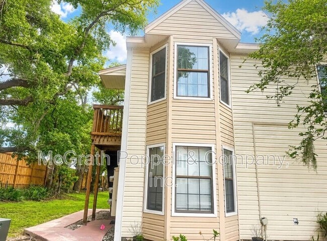 property at 2302 S Maki Rd