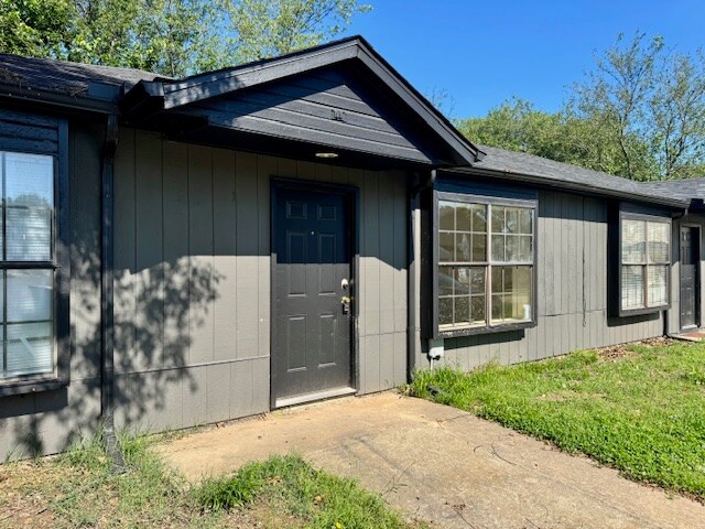 506 Cormay Ct in Springdale, AR - Building Photo
