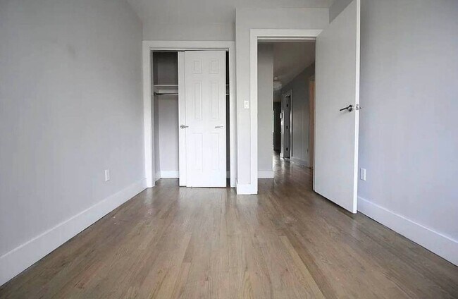 821 Madison St, Unit 3 in Brooklyn, NY - Foto de edificio - Building Photo