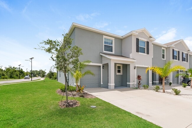 property at 11889 Mountain Retreat Ln