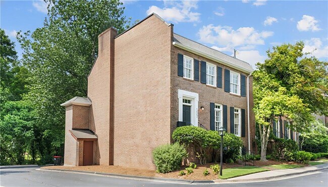 3532 Paces Pl NW in Atlanta, GA - Building Photo - Building Photo