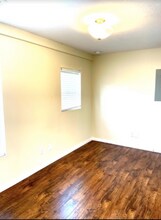 1300 S Walnut St in Bloomington, IN - Building Photo - Building Photo