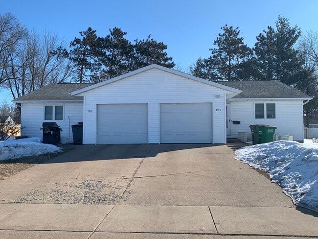2913 1st St S in Wisconsin Rapids, WI - Foto de edificio - Building Photo