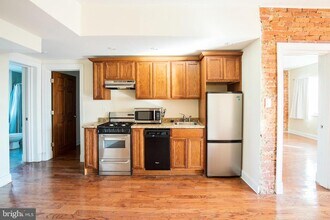 1836 E Passyunk Ave in Philadelphia, PA - Building Photo - Building Photo