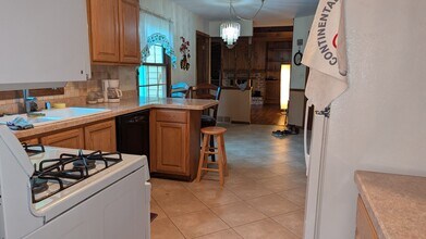 18355 Le Mons Dr in Menomonee Falls, WI - Building Photo - Building Photo