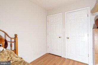 20448 River Ripple Square in Sterling, VA - Building Photo - Building Photo