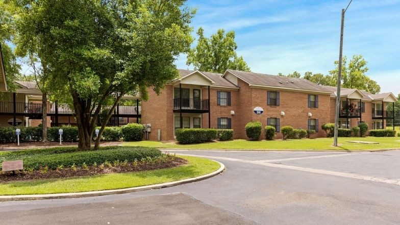 Bell Oaks Apartments in Montgomery, AL - Foto de edificio