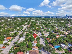 547 NW 49th St in Miami, FL - Building Photo - Building Photo