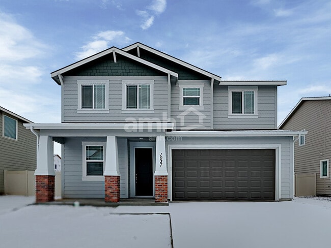 property at 1037 Woodsome Ave